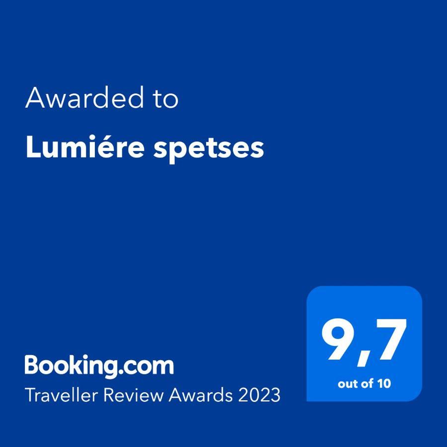 Lumiere *